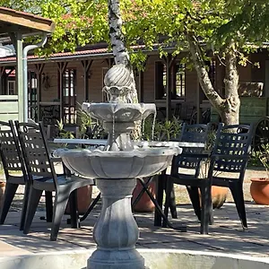 Old West Ranch Apartment